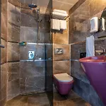 Odin Hotel *